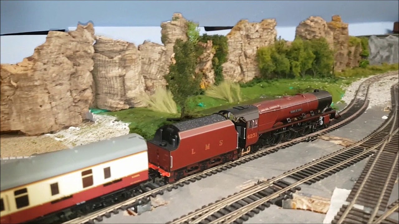 R3553 LMS 4-6-2 PRINCESS CORONATION CLASS DUCHESS OF ATHOLL '6231