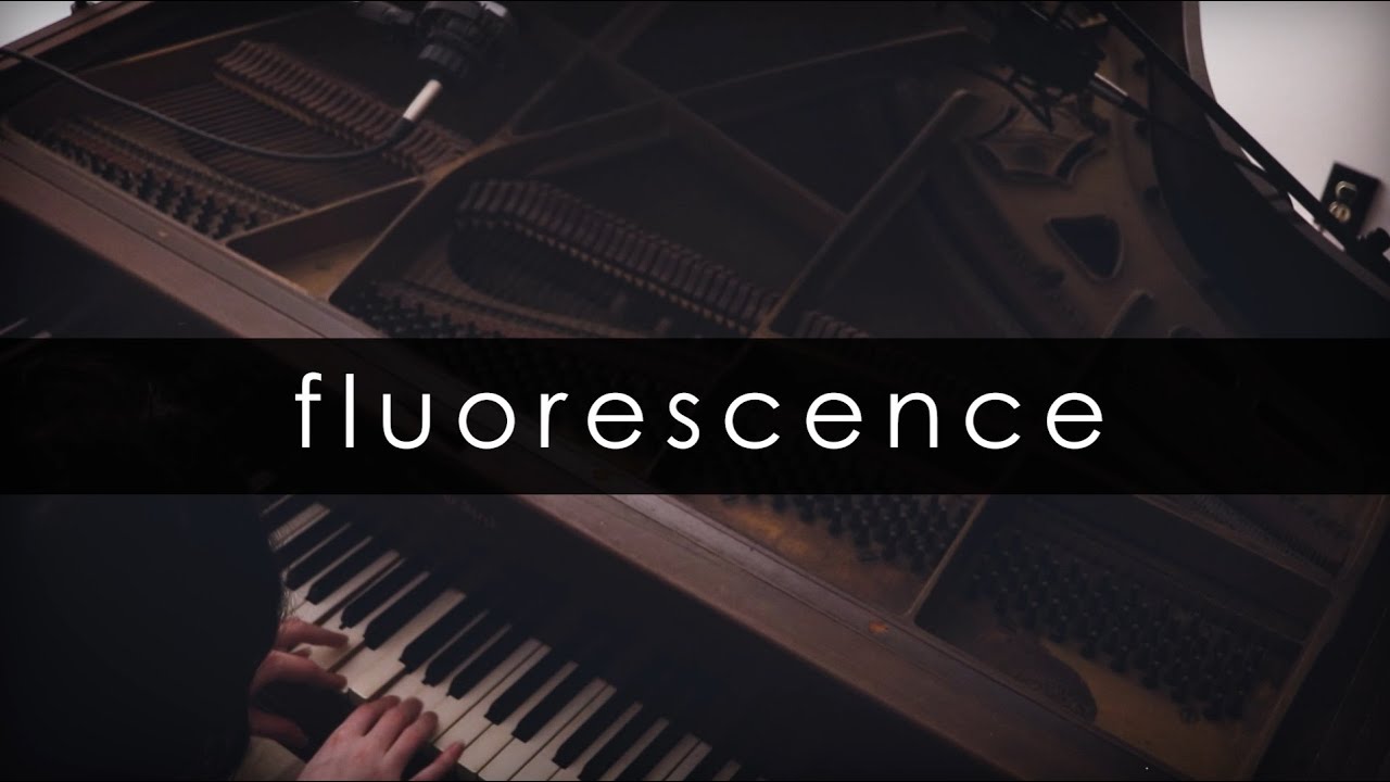 Zhea Erose - Fluorescence [acoustic just intonation]