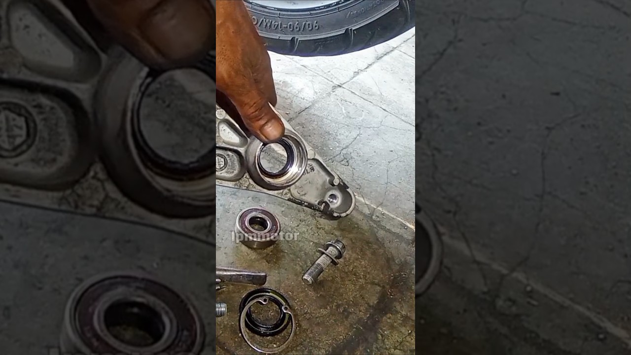 swing arm vario suara kretek