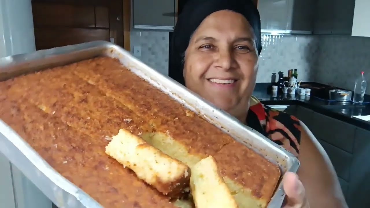 tem mandioca na suas casas vou Ensinar vocês fazer um bolo bem caipira de mandioca  muito gostoso