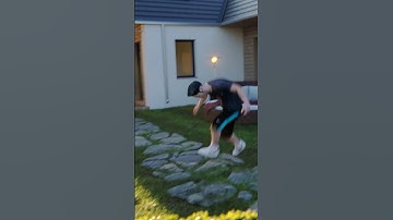 Putting 3D scans of my Friends in my Renders #3dblendered #polycam #3dscanning #blender3d