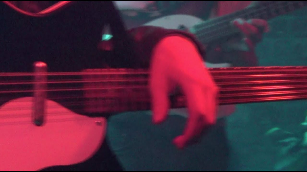 Laundromat Chicks - Deep Sea Diver (Live)