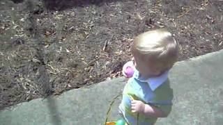 Easter Egg Hunt, West Haven Pres - 2010 053.AVI