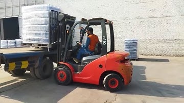 Unloading Aquafina Water Bottles pallets Using forklift | Aquafina Water Bottle @ForkliftSkills