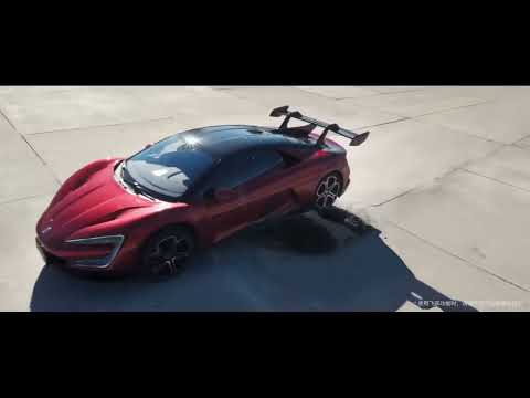 BYD 양왕 U9 무인 주행 중 점프 영상