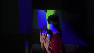 moving projections with my hands #newmedia #touchdesigner