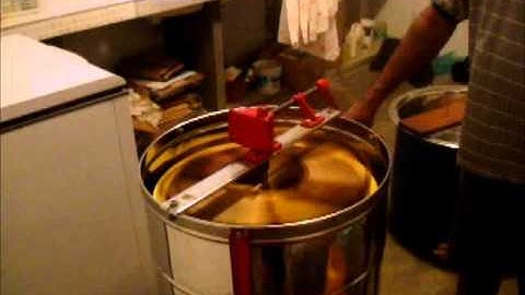 Harvesting honey in a centrifuge