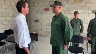 Uniformados venezolanos desertan y llegan a Colombia