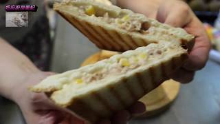 煮婦日記#12 小V系列| 早餐| 帕尼尼三明治鮪魚起司帕尼尼熱壓 