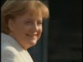 Vertice Nato, sgarbo di Berlusconi a Merkel, è al telefono