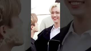 the way they look at each other #changlix #straykids