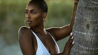 Video voorbeeld van "Beyoncè - Brown Skin Girl ft.  Wizkid (Official Music Video Mashup)"