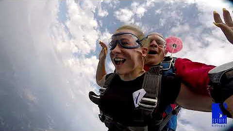 Constance Chambers - Skydive Pepperell - www.skyju...