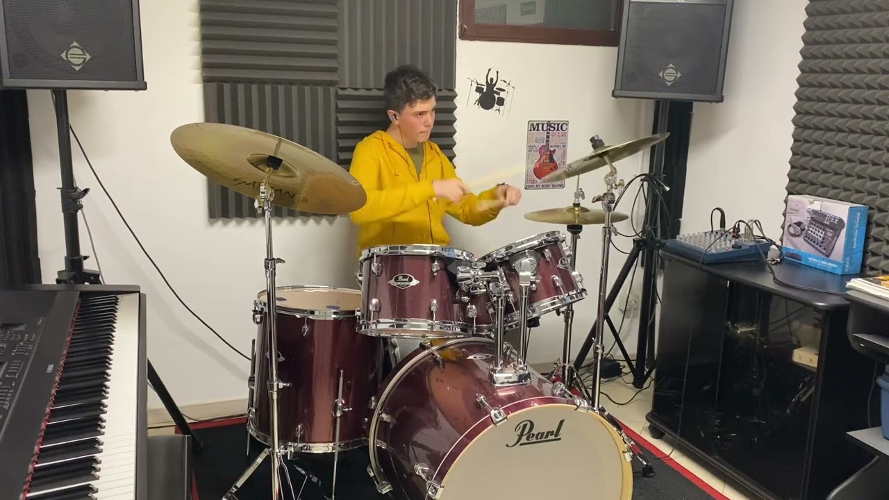 Zombie - The Cranberries - Freddy Lost Drummer