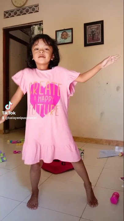 VIDEO LUCU Kanan Kiri Kanan Kiri Puter Puter Jari... Hebohhhh Jogednyaaa!!!