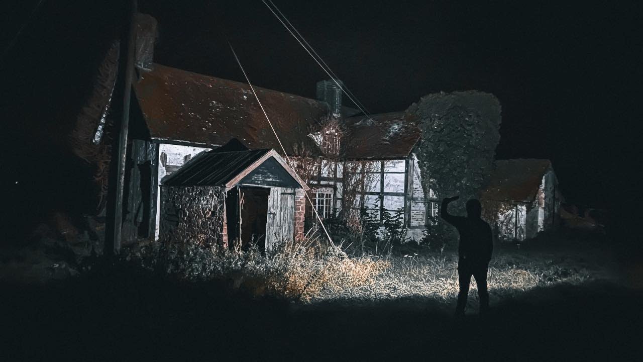 SO HAUNTED THE OWNERS HAD TO GET OUT - Real Paranormal Encounter