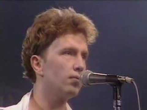 Tom Robinson & Crew - Looking For A Bonfire 1983