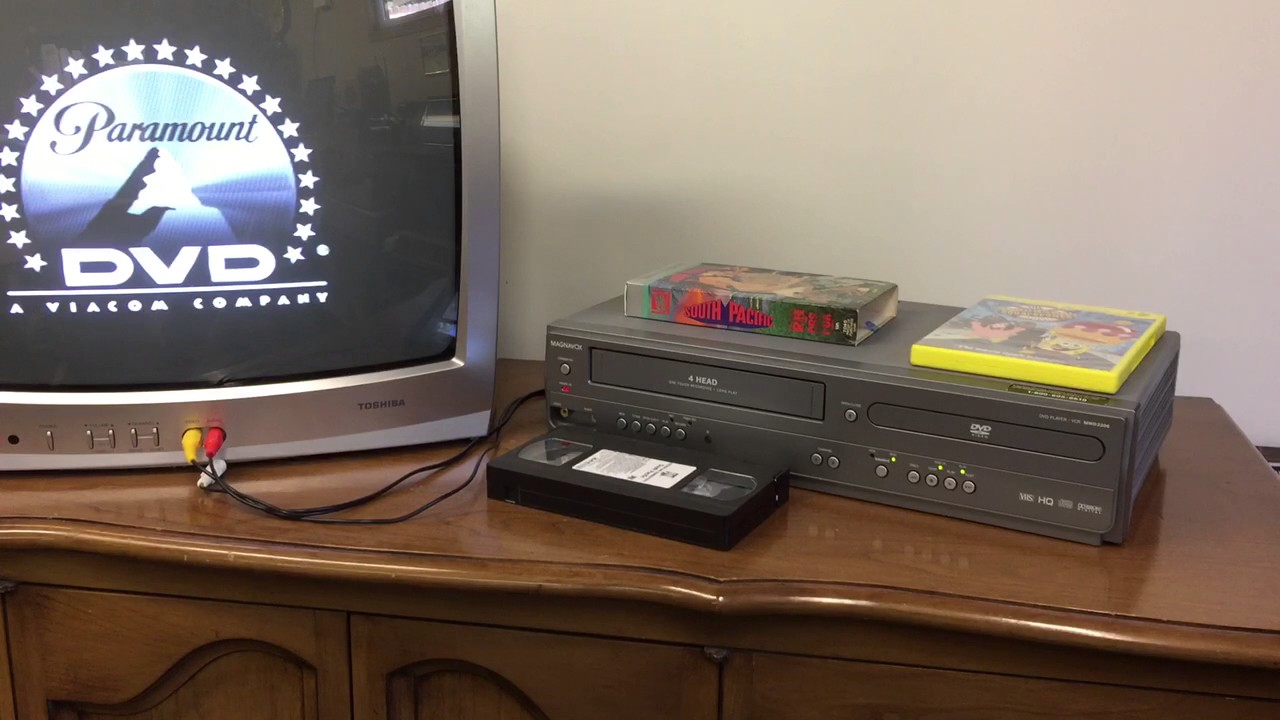 Magnavox DVD VCR Combo MWD2206 - YouTube