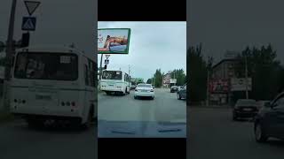 ну это ли не хамство #дороги #дтп #успей #повезло #ДорожныЕЛосИ