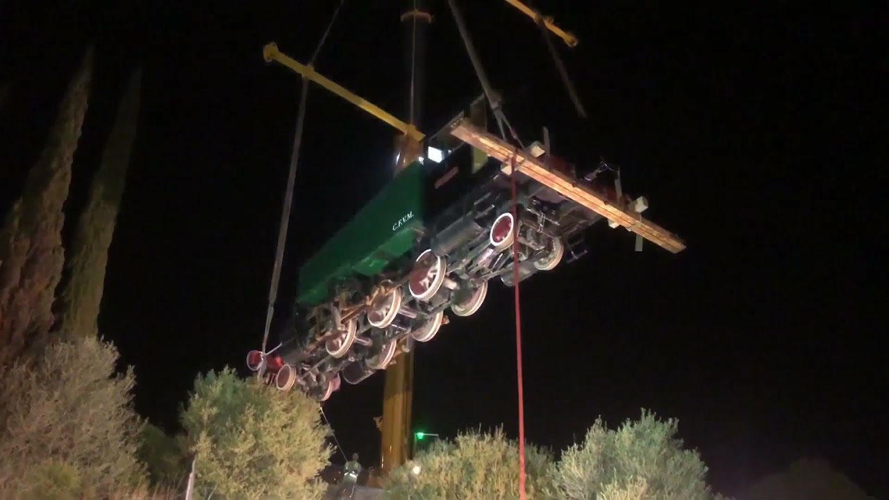 TRANSPORTE DE LA LOCOMOTORA BALDWIN AL PARQUE DE MARRATXI