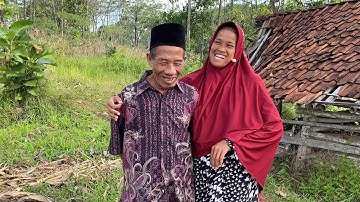 VIRAL - PASANGAN PENGANTIN BEDA USIA KAKEK 80 TAHUN NIKAHIN GADIS  25 TAHUN TINGGAL DI TENGAH HUTAN