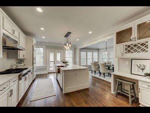 1126 SAINT CHARLES PLACE NE Place, Atlanta, GA home video tour