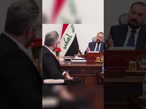 تم تكريمنا بدرع رئاسه الجمهوريه من قبل معالي رئيس ديوان رئاسه الجمهوريه الدكتور كامل الدليمي