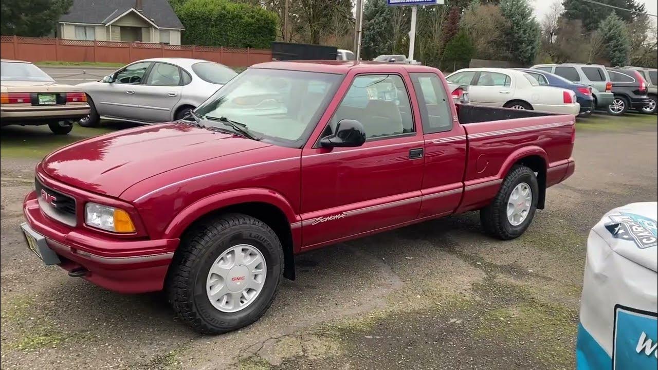 1997 GMC Sonoma SLS 4X4 only 59,000 miles ( For Sale) 5 spd and manual