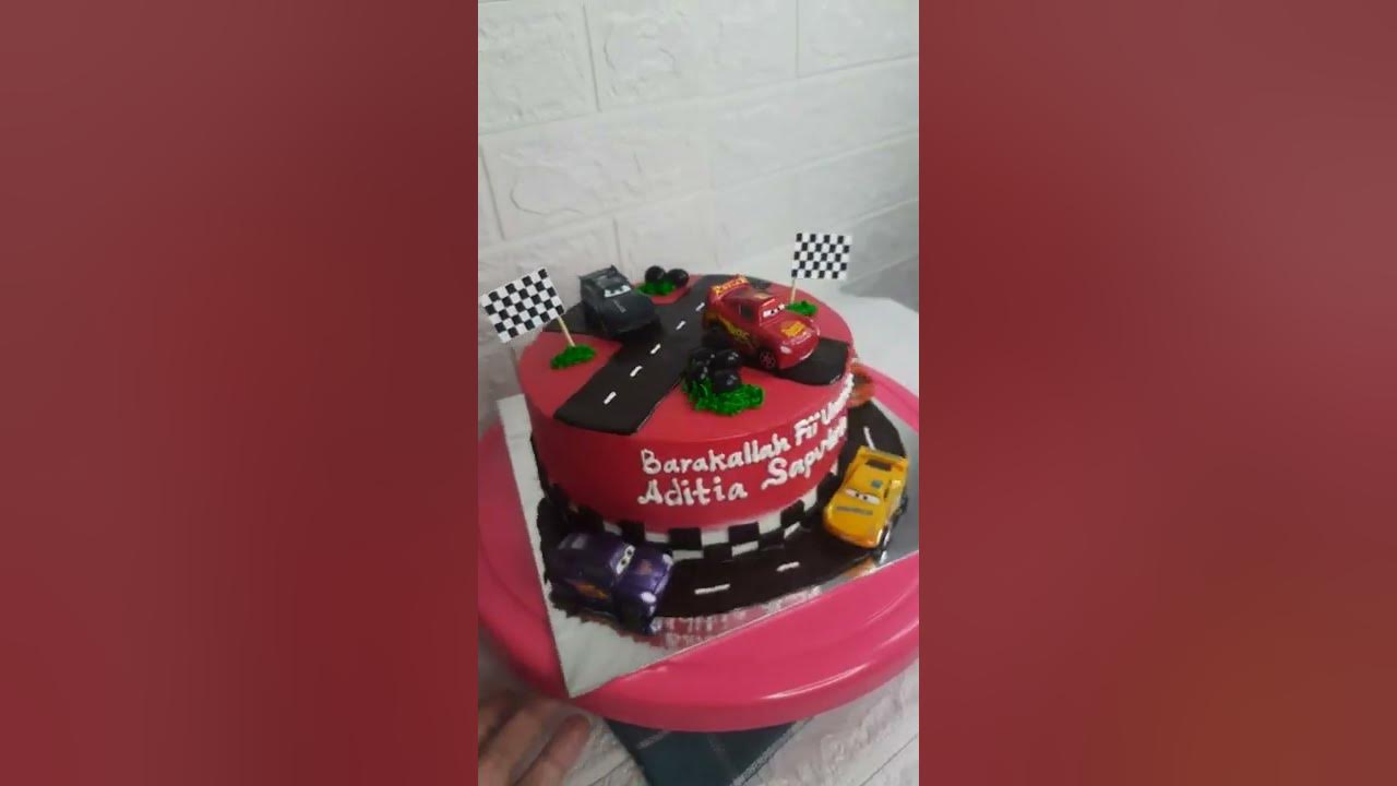McQueen cake birthday
