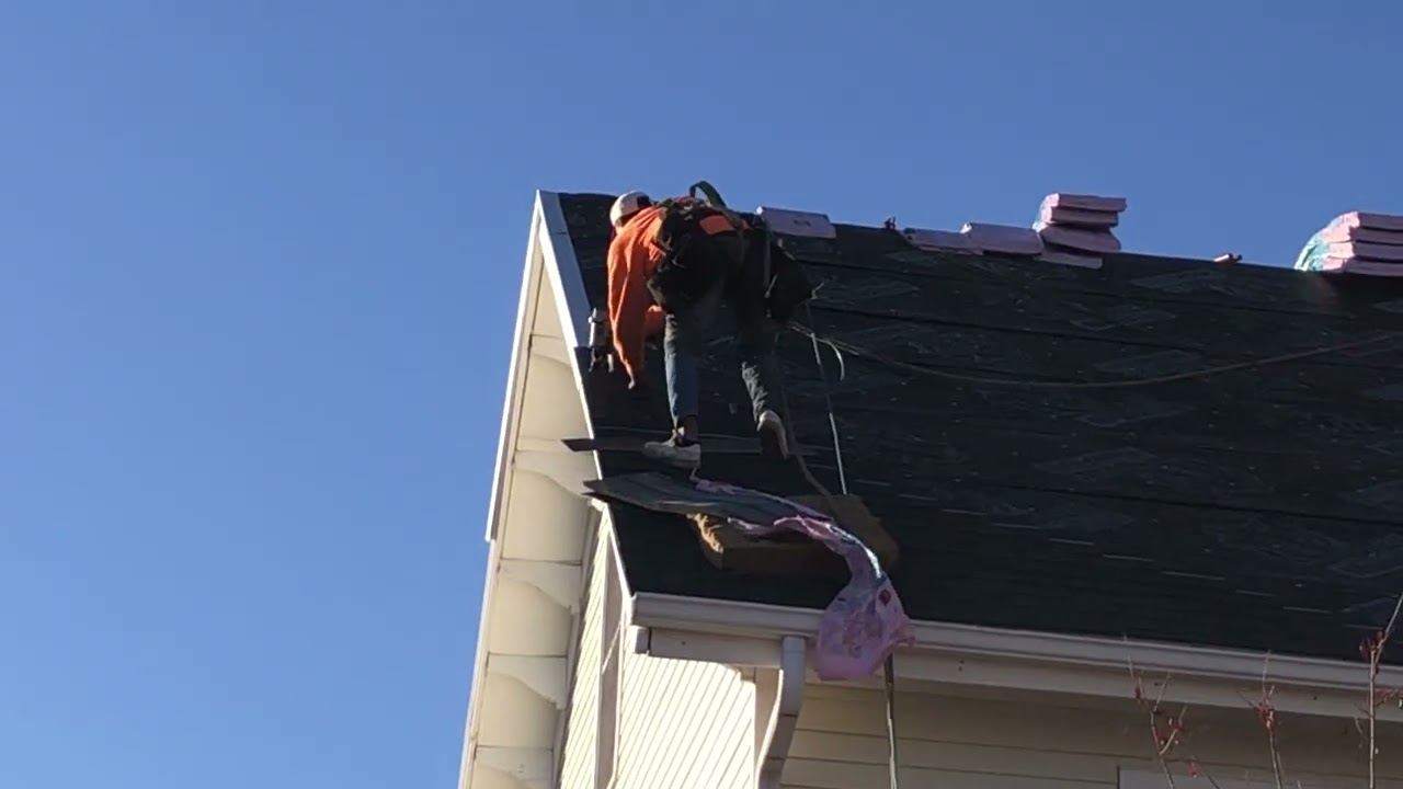Denver Roofing – Installing Wind-Resistant Starter Strips | Cenco Roofing