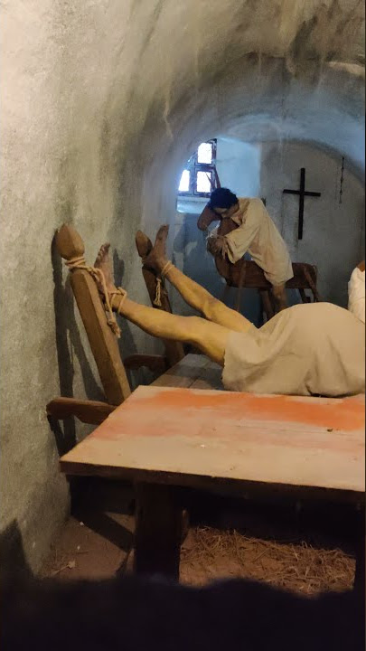 Waterboarding torture | Loket Castle 🏰 #shorts #youtubeshorts