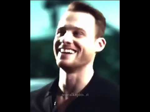 انت اطرق بابي عايدة و راكان حالات واتس حب لما بكون مقابيلك الدنيا مافيها غيرك