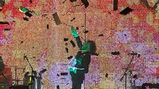 Flaming Lips playing Madonna's "Borderline"