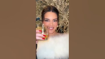 Thumbnail of Kardashian & Jenner Family Christmas Party
