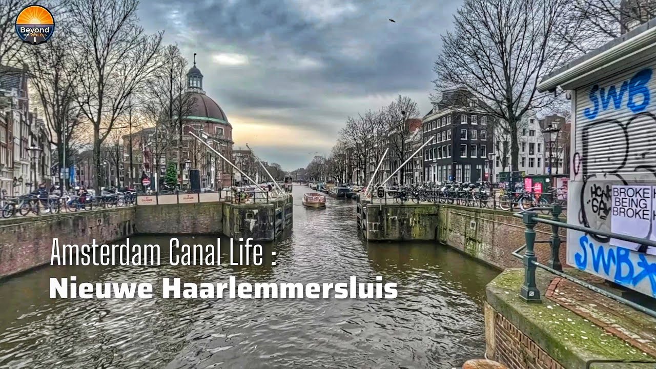 Amsterdam Canal Life: Nieuwe Haarlemmersluis