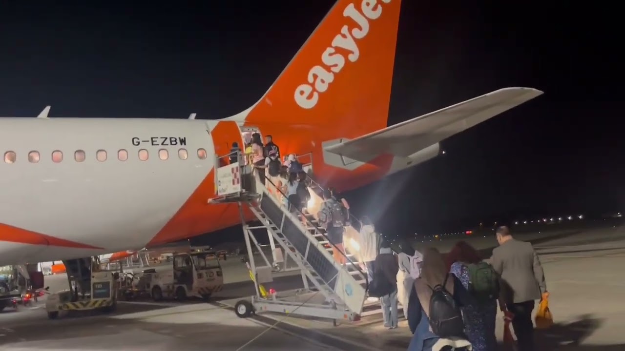 Travelling Torino To London Gatwick EasyJet Airlines