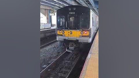 M3 M7 M9 LIRR trains action at East New York Nostrand Avenue 