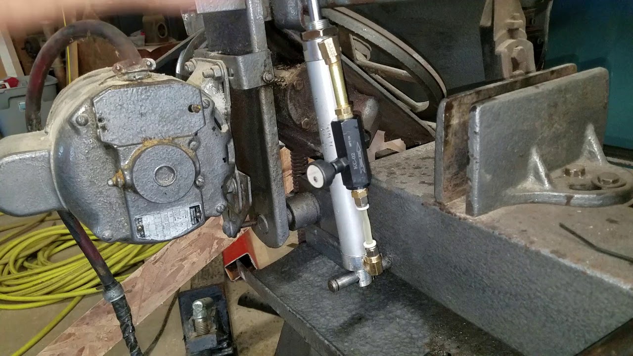 Upgraded hydraulic cylinder for Kalamazoo bamdsaw YouTube