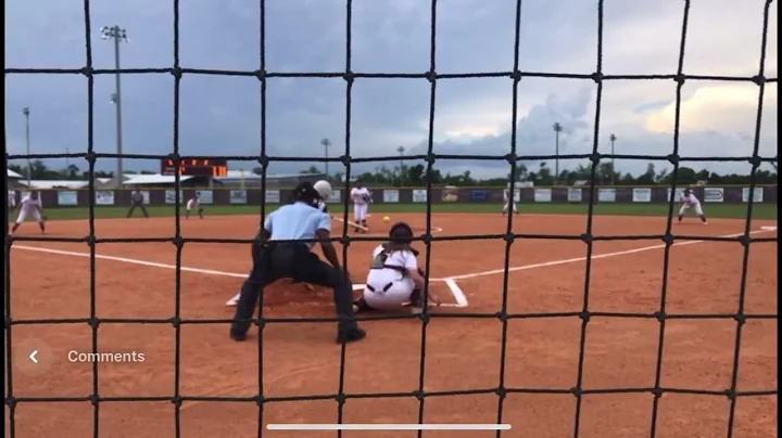 Laura Pierce 2022 Spring/Summer Baserunning