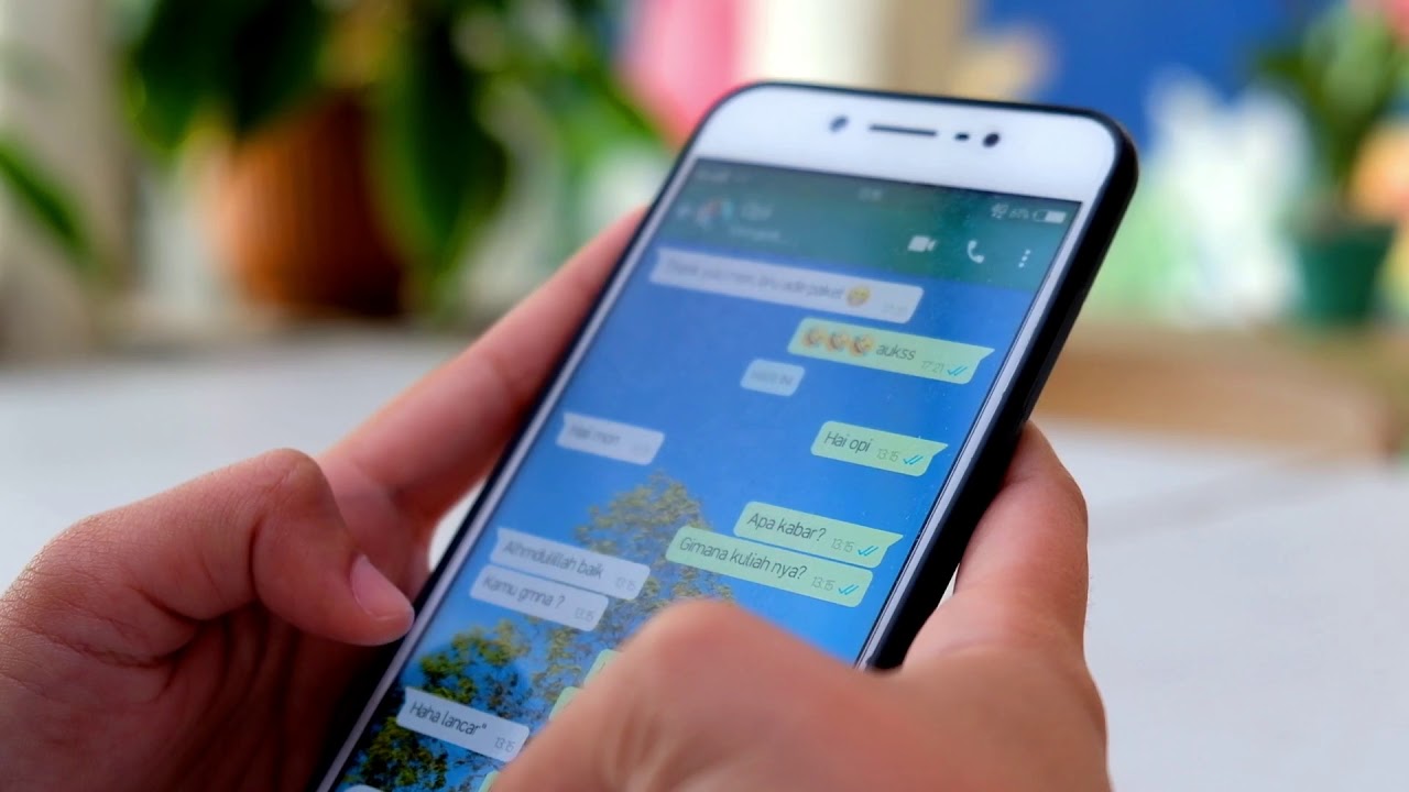 Dea Nandari : Media Sosial