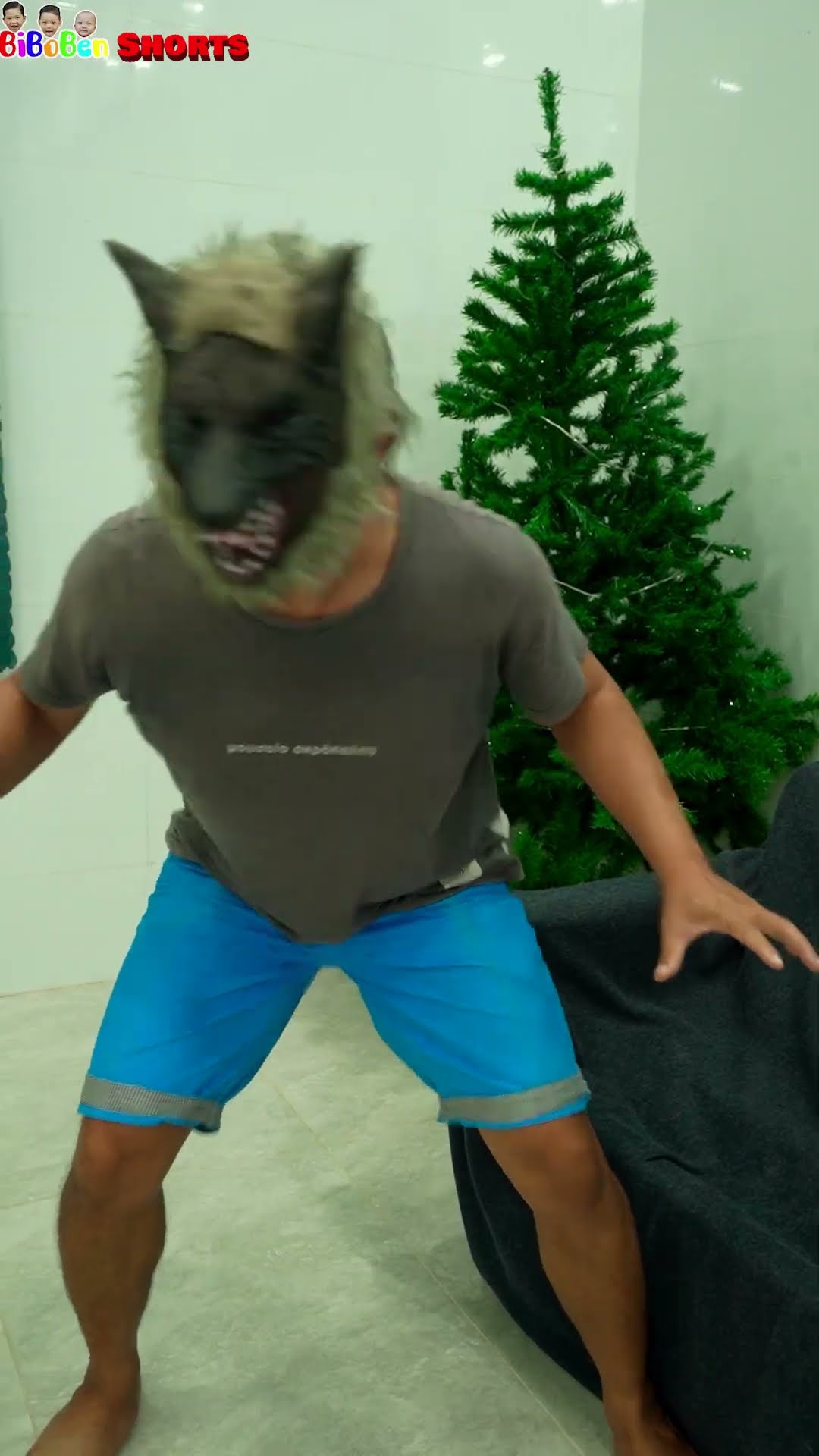 Funny video | Dogs dance to music!? #funny #shorts