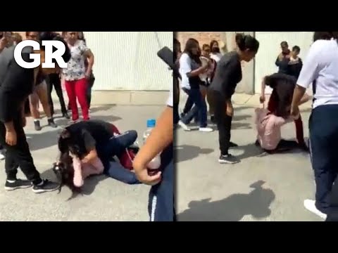 Se agarran niñas a golpes en Guanajuato
