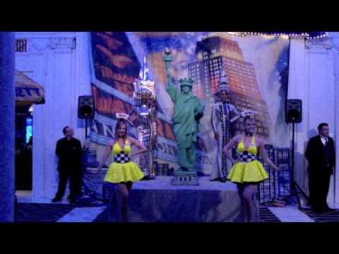Living New York City Skyline Party Greeters Youtube