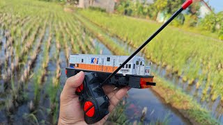 Mulung mainan kereta api Indonesia, merakit diorama dadakan, remot control is the best 😎😎😎
