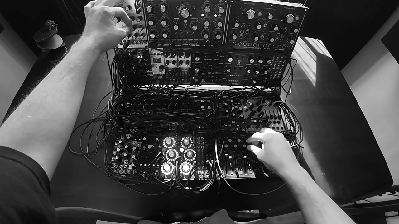 Live Improvised Modular Techno // 145 BPM // Macbeth Dual Oscillator // Lab // b:art Instruments