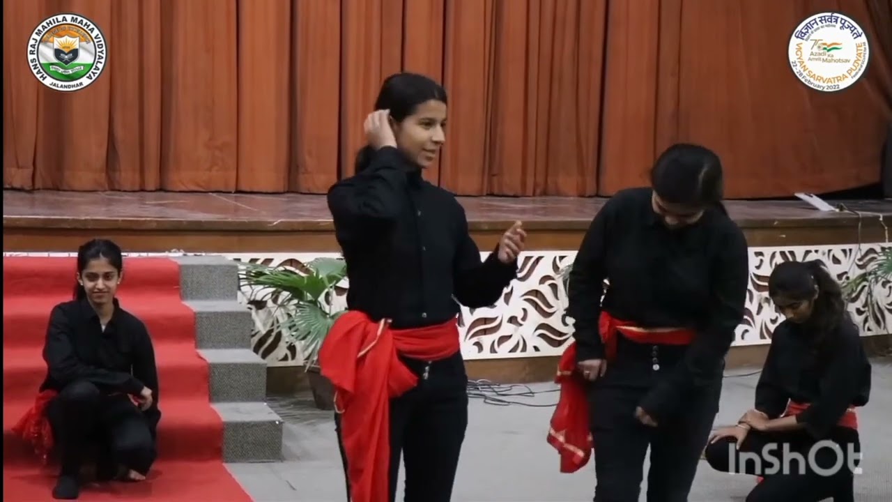 Hans Raj Mahila Maha Vidayalya || Science Week || Nukkad Natak on Science and Technology ||