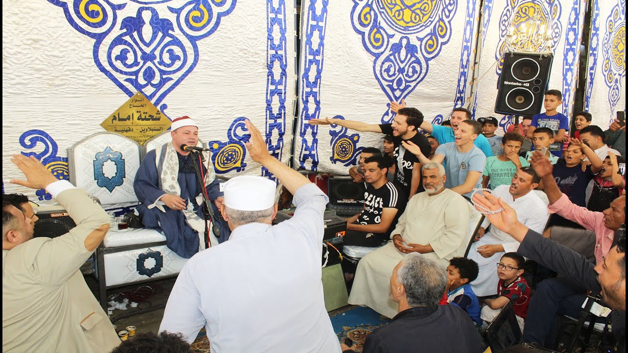 من الرواااااائع والإبداعااات التى لاتنسى للشيخ محمود صابر سورة الفرقان عزاء الحاج علام النجار قرقيرة