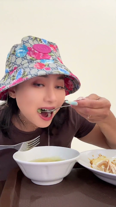 Makan Siang #viralvideo #gemoy #sahabatgunung #shortvideo #sarahardheliafitness #penjelajahanalam