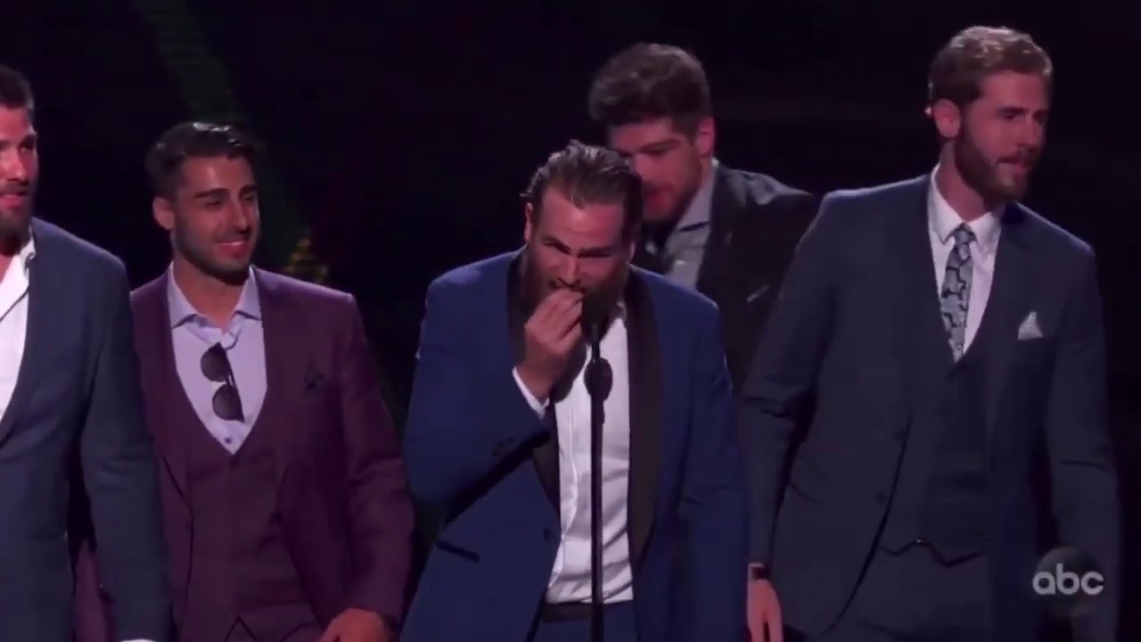 Ryan O’Reilly ESPYS Speech O'Reilly takes tooth out and Blues win 2019
