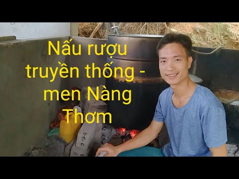 Nấu rượu truyền thống, nấu xong uống luôn!